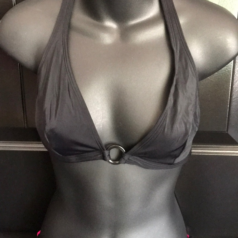 ✅ Black bikini👙top really cute